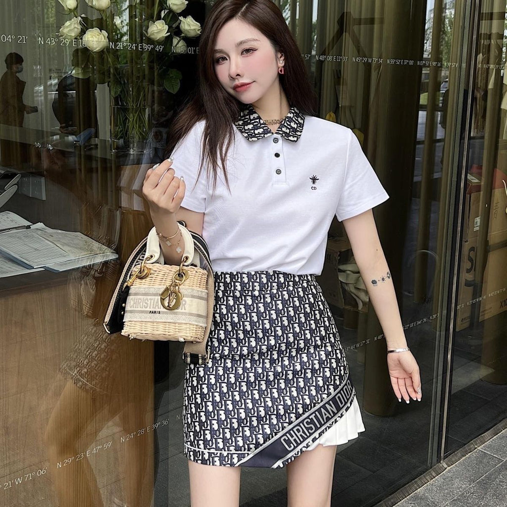 Polo shirt with presbyopic letter pleated skirt slimming suit XC0823071802