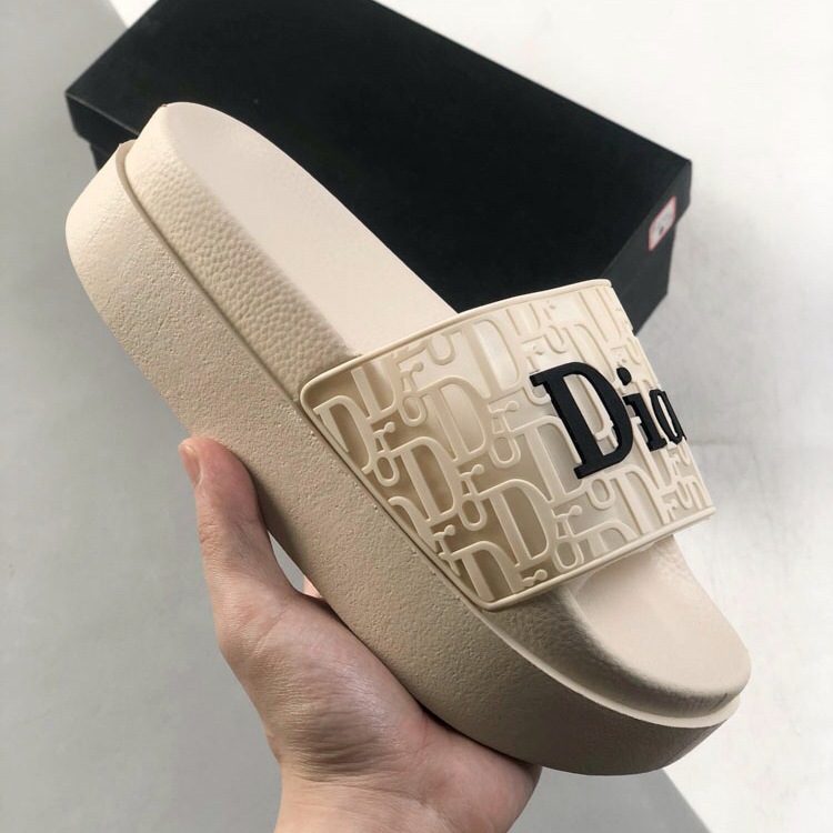 new fashion slippers XC070529904