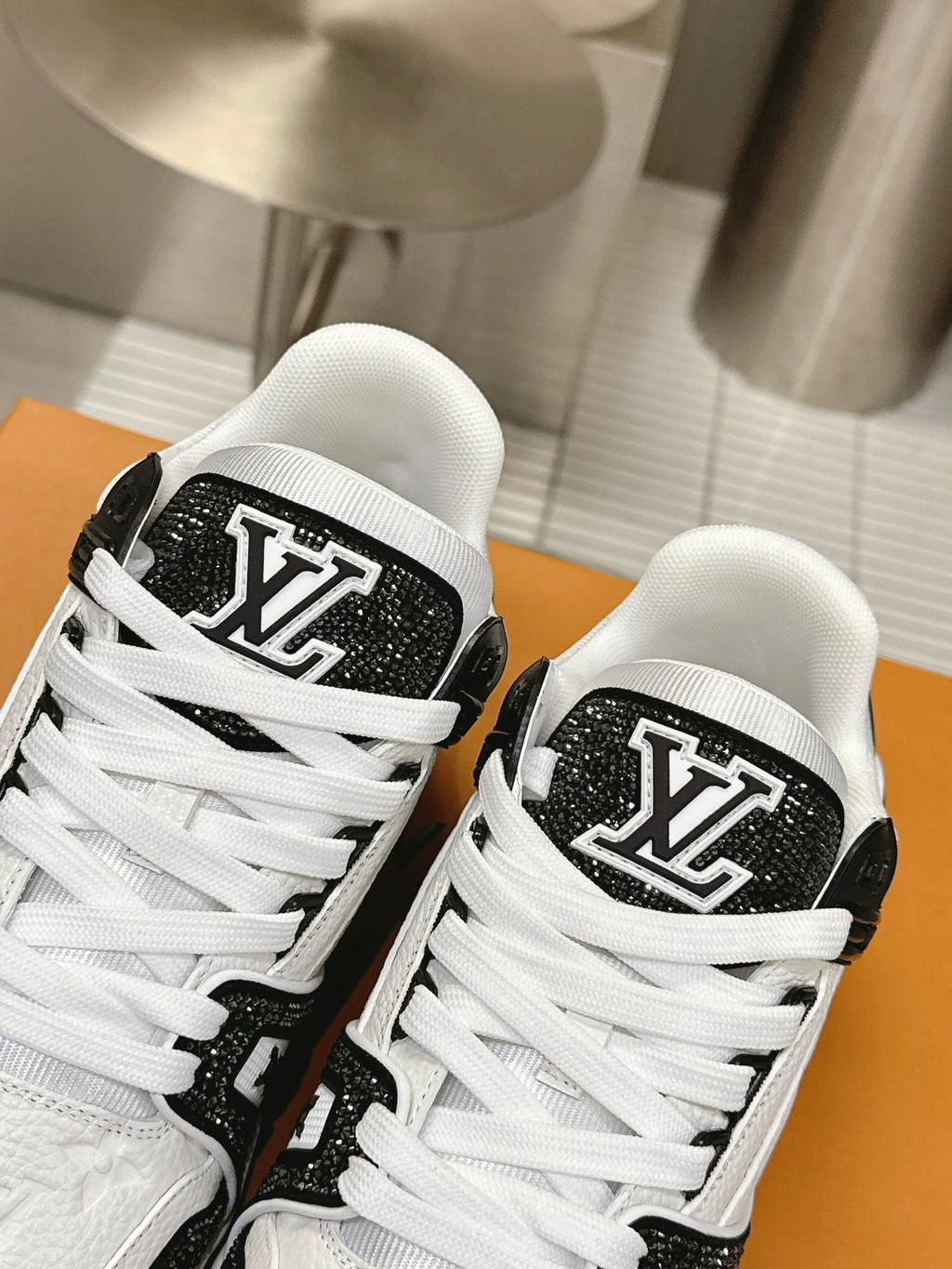 L trainer fashion diamond sneakers 0725032601