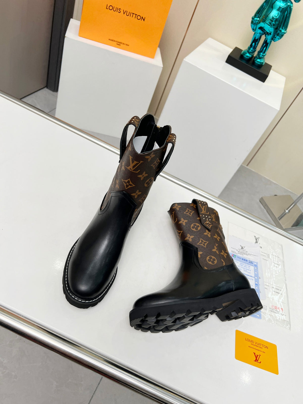 L fashion printed leather martin boots 0724102312