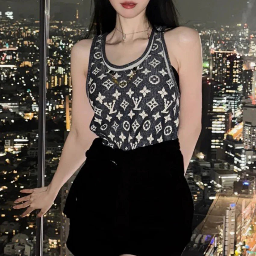 New Fashion Versatile Knitted Vest 1024060516