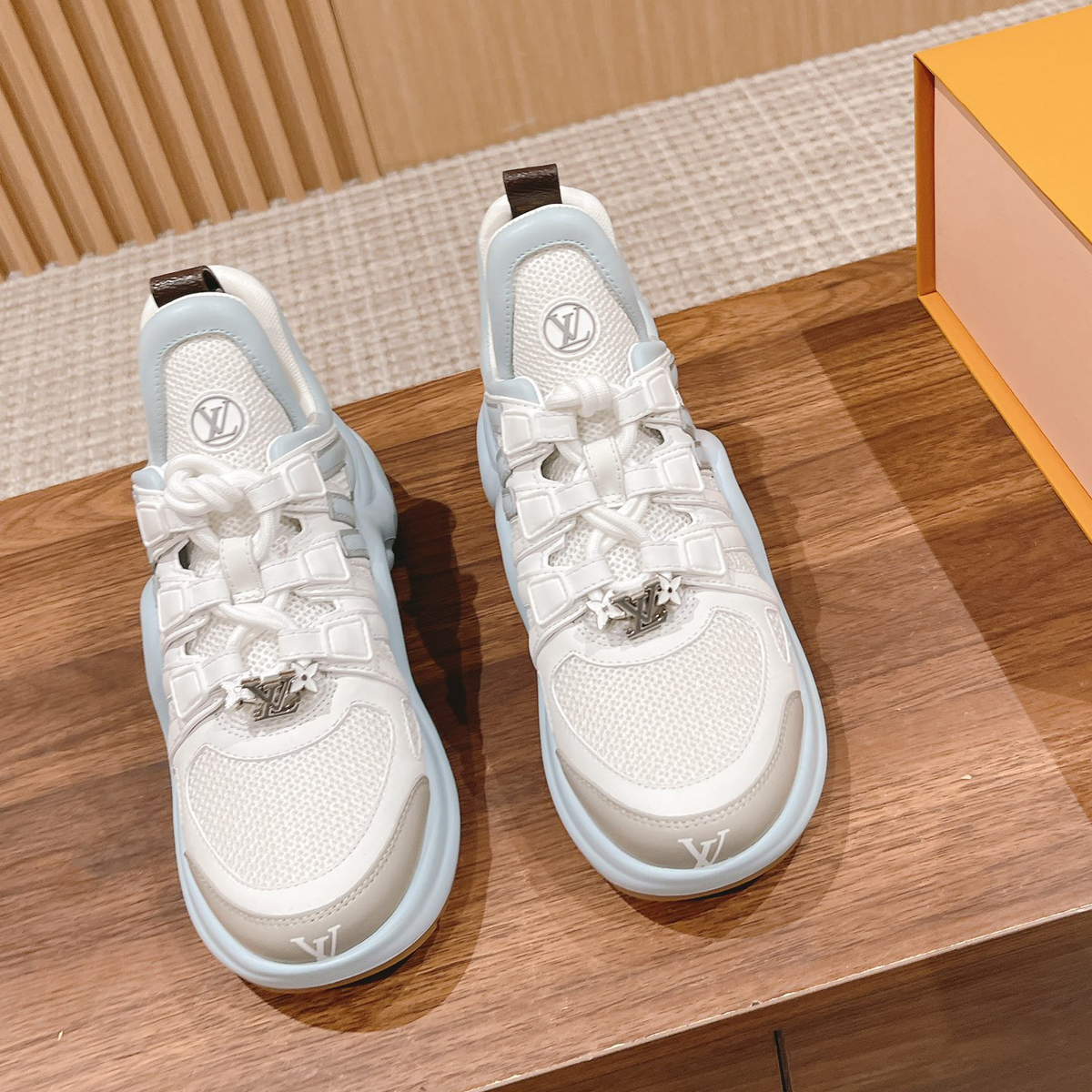 new print sneakers XC0723042003