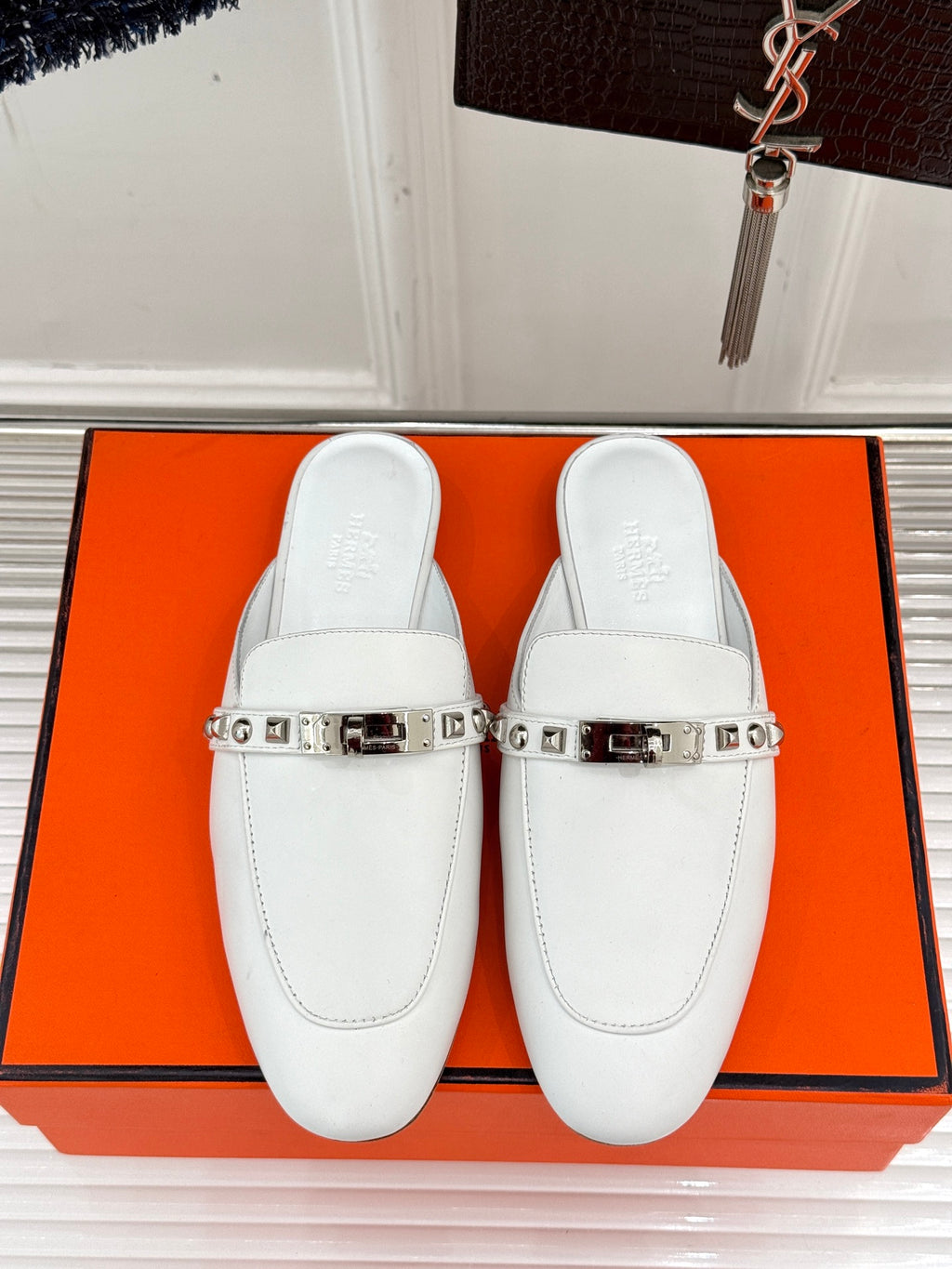 H Classic Rivet Kelly Buckle Half Slippers 072505207