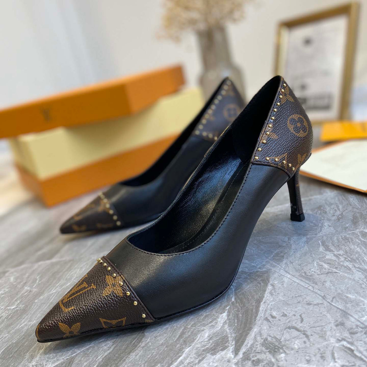 23 Ladies fashion luxury high heels XC052203