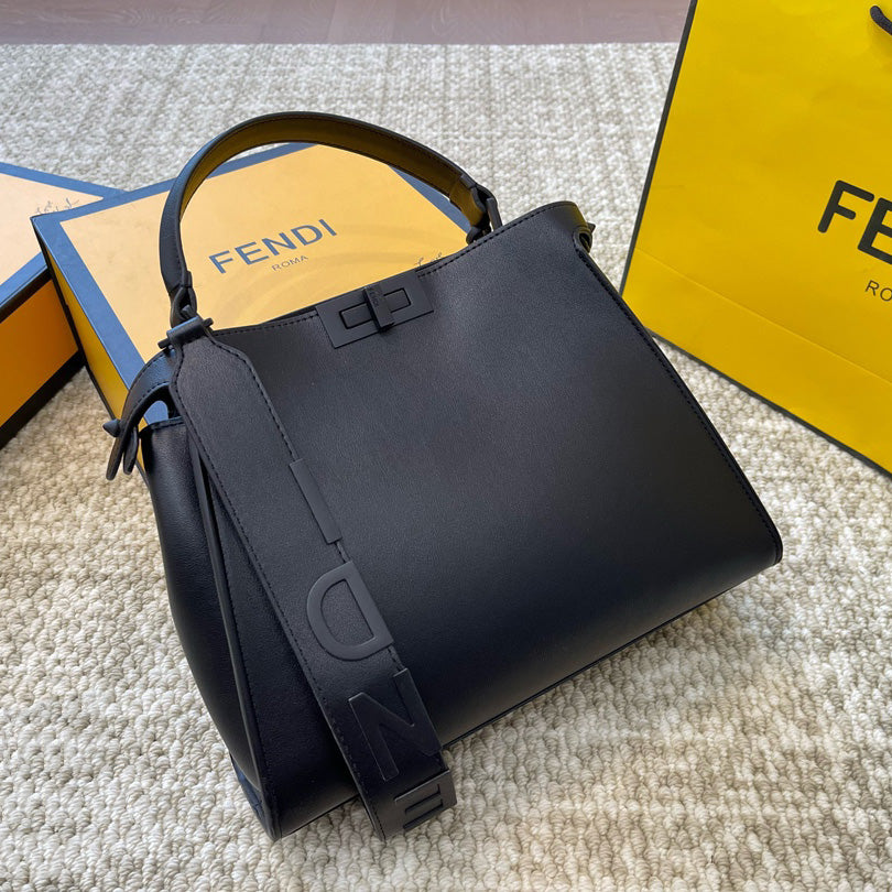 Peekaboo bag 1824062412