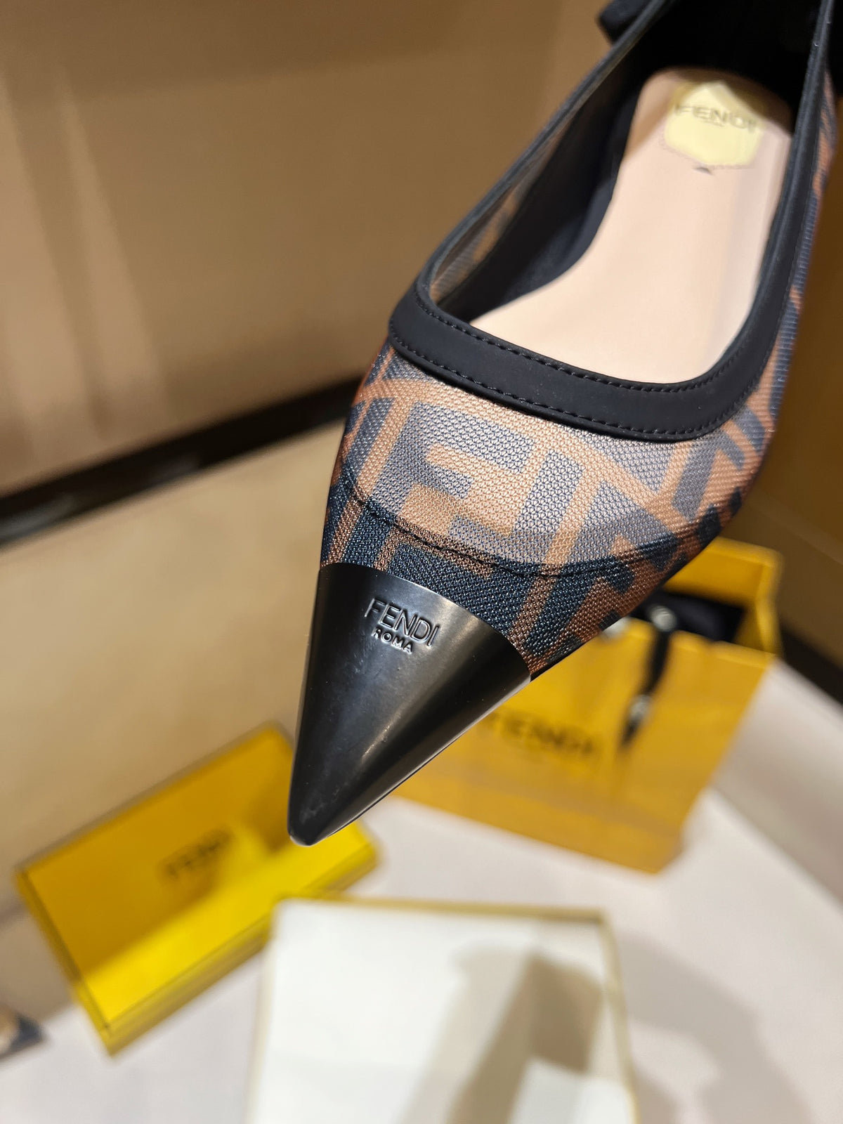 Fashion Pointed Toe Flats 0725030502