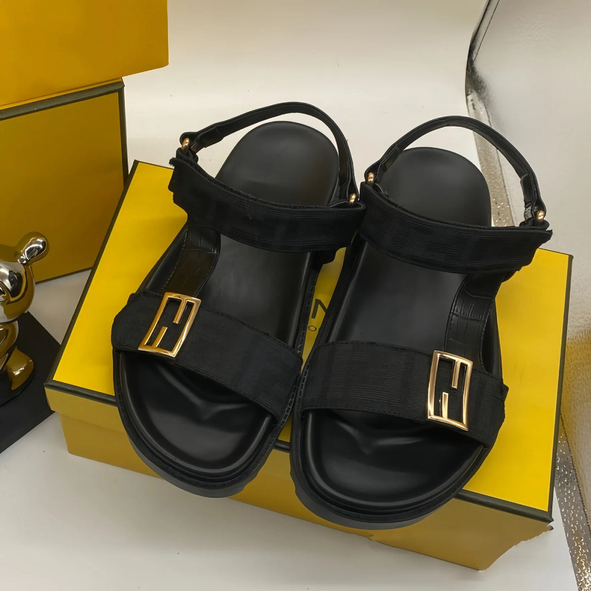 Double Buckle Thick Sandals 1025040204