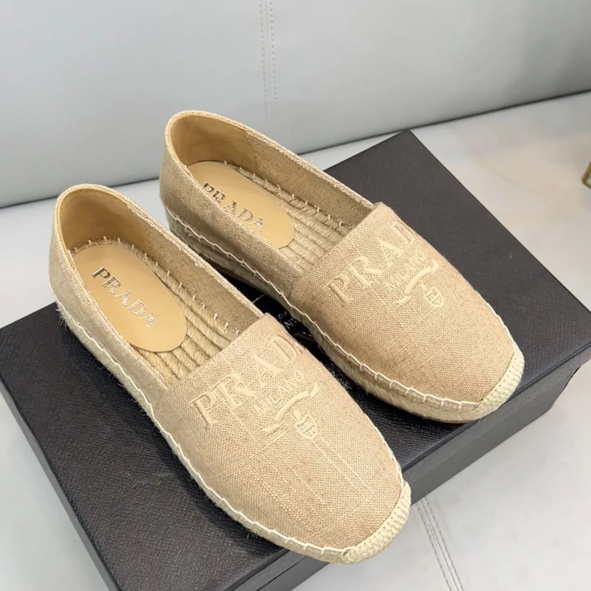 New Lightweight Weaved Embroidered Fisherman Shoes 1024062703