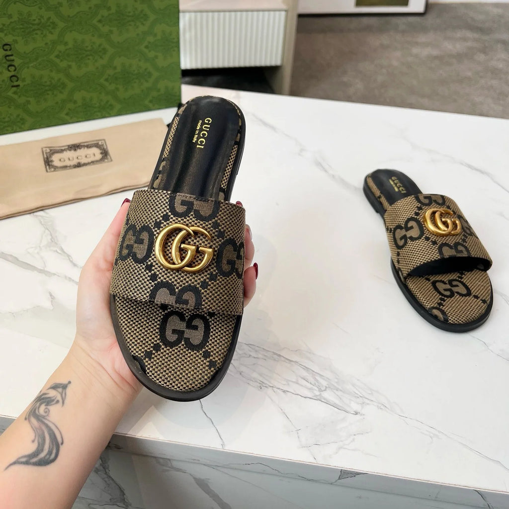 New fashion and versatile flip-flops 1025031908