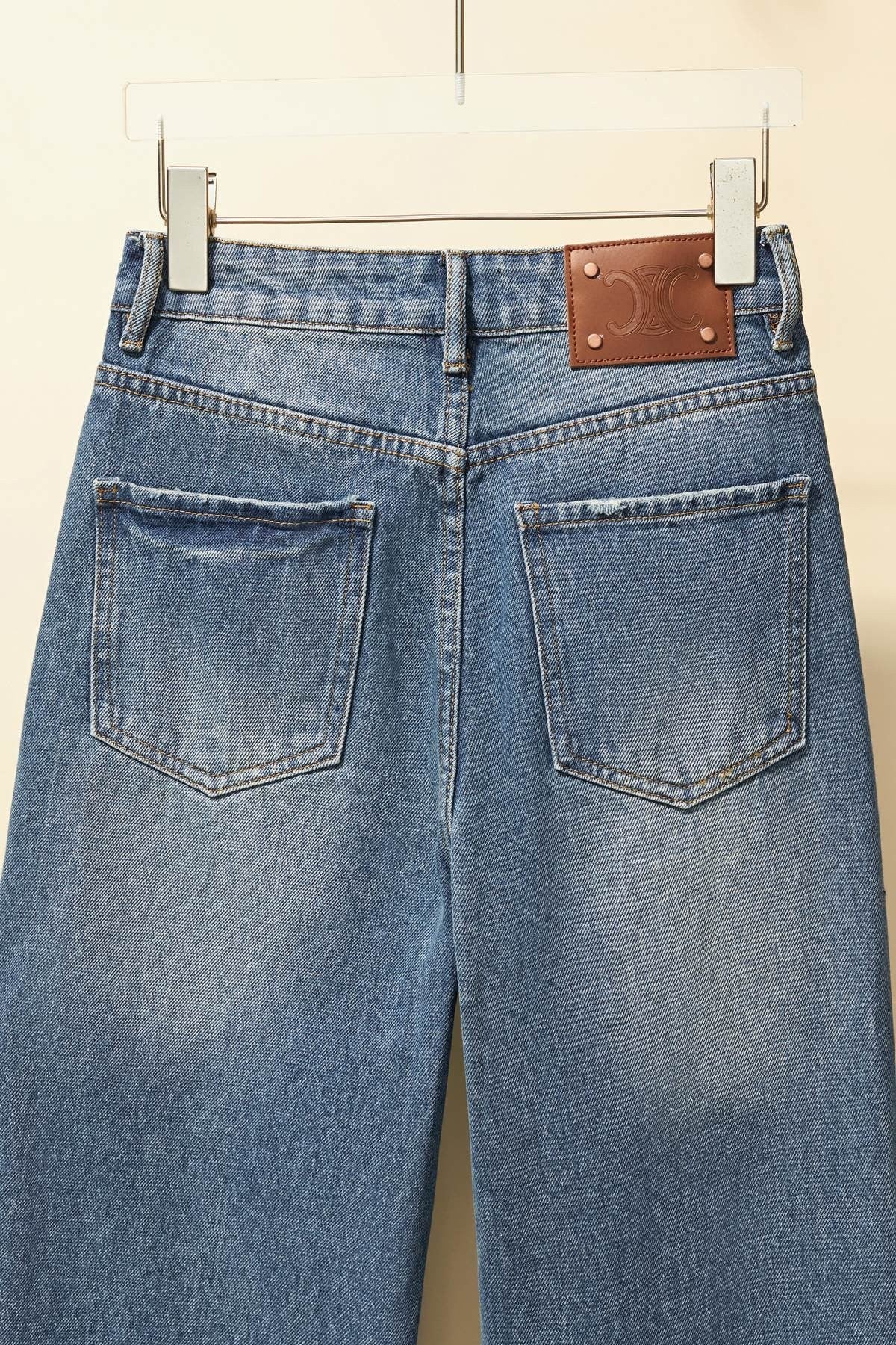 New fashion and versatile women's casual jeans 1025021314