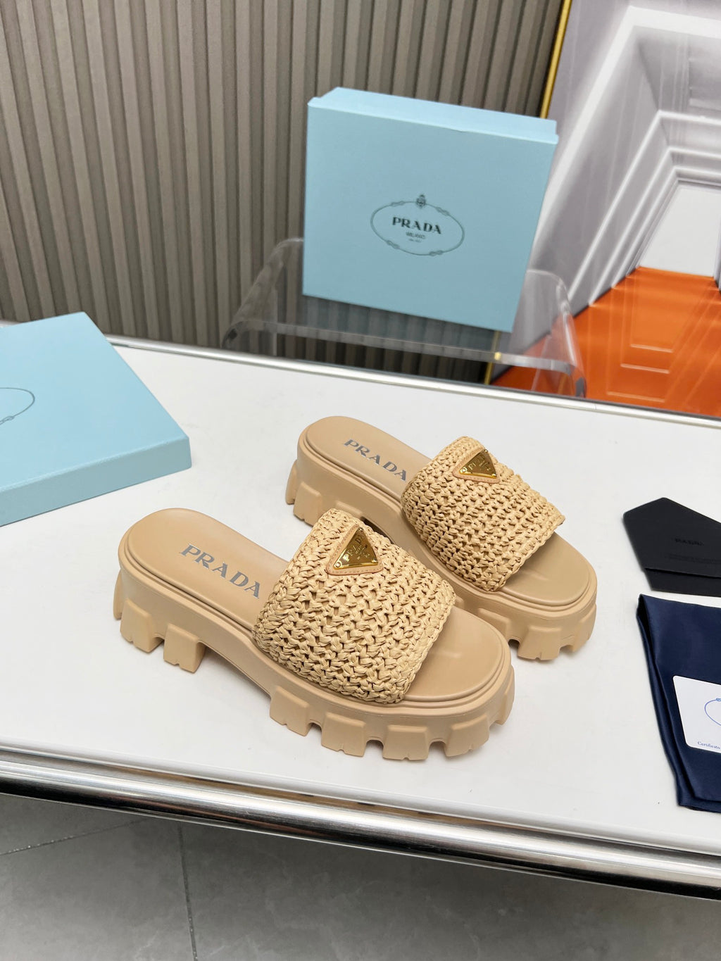 P Spring and Summer Sawtooth Roman Weave Ultra Light Thick Sole 0724071816