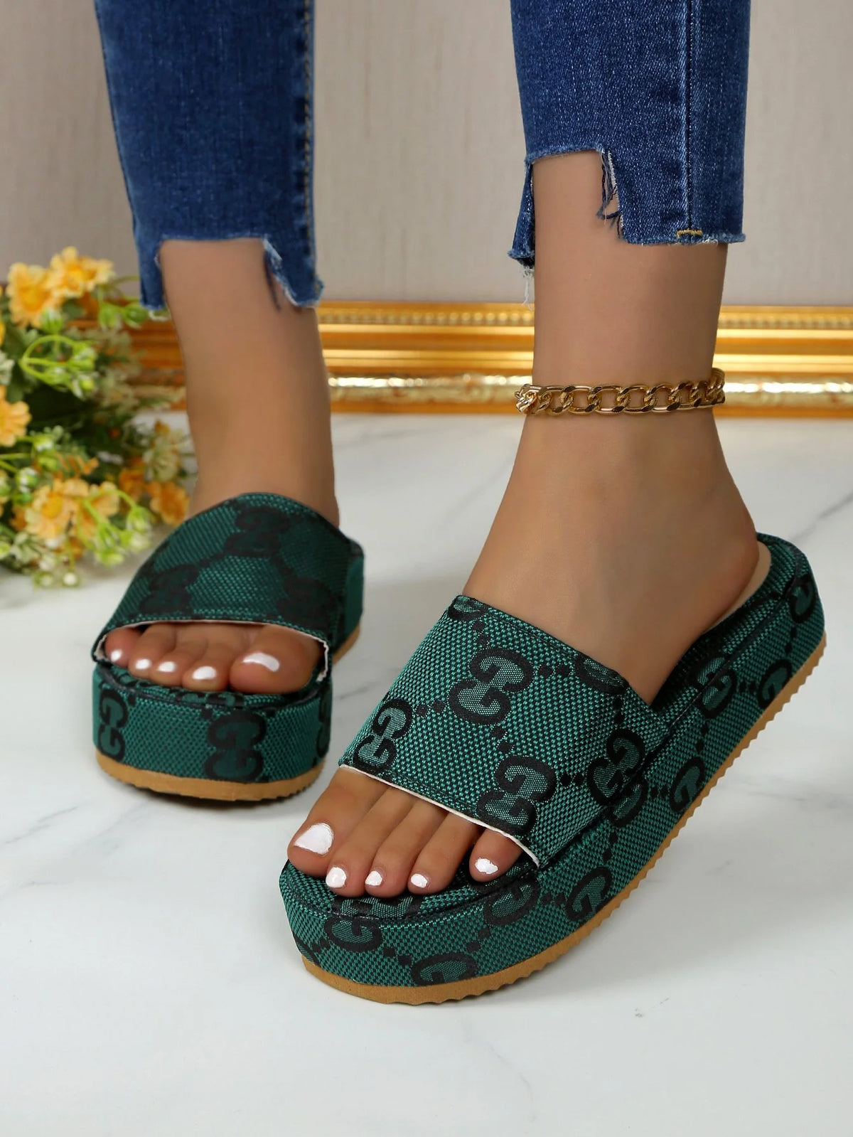 New Printed Word Muffin Sandals And Slippers 1024051506