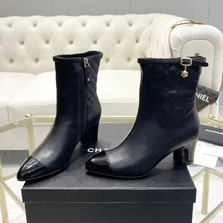 Fashionable and versatile women's boots 1024103009