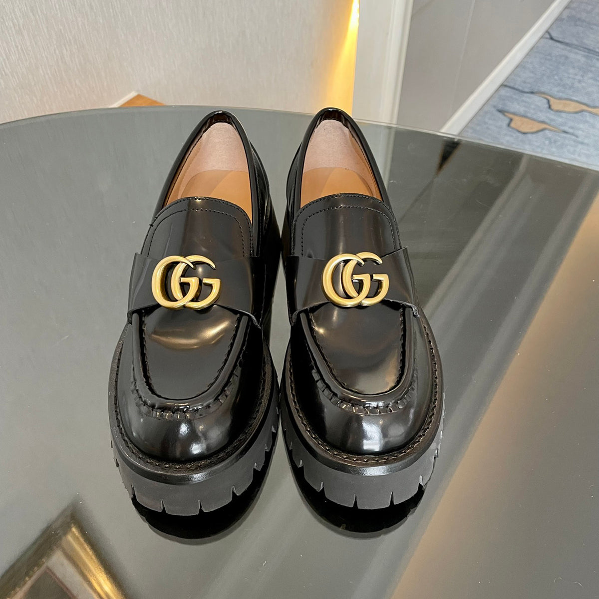 thick-soled loafers 03011