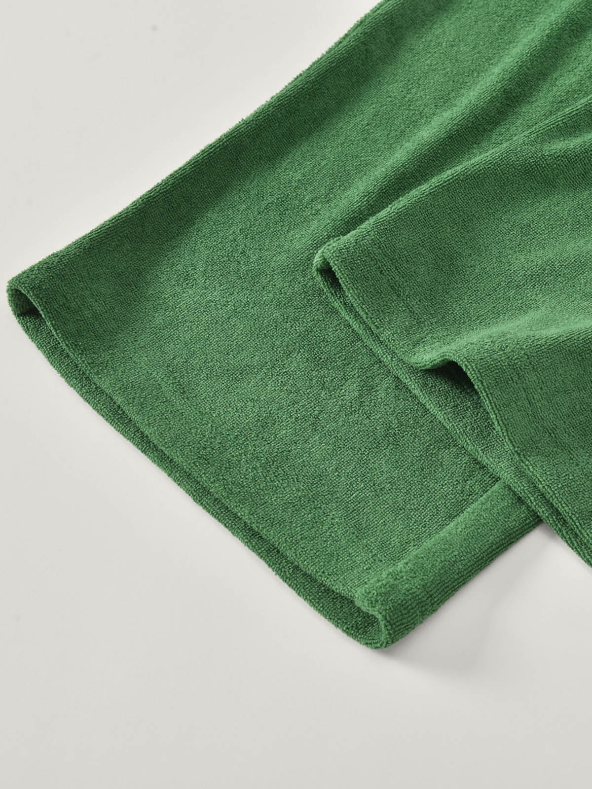 Kins Class Supple Theory Sweatshirt & Pants for Adults