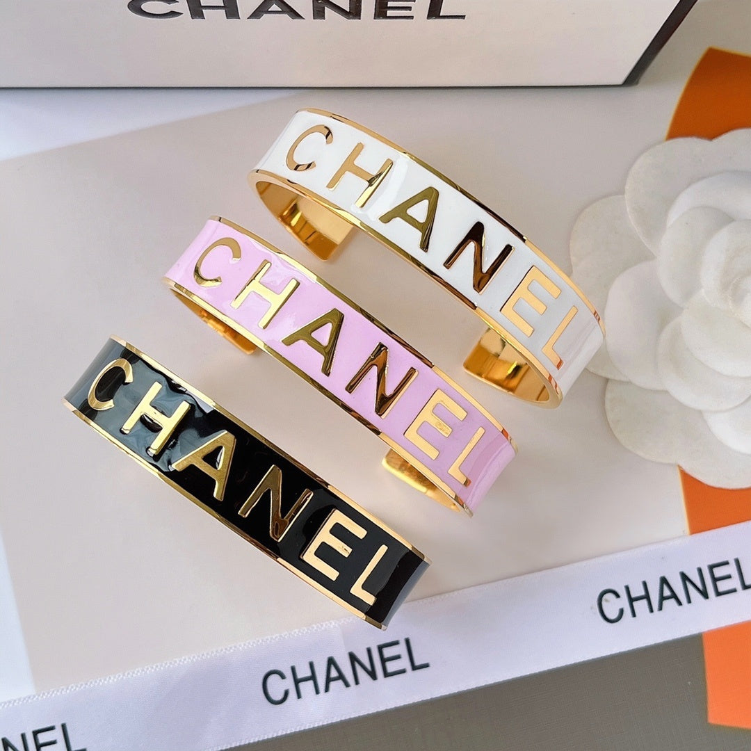 Women's Luxury Cuff Bracelet XZ1326092812