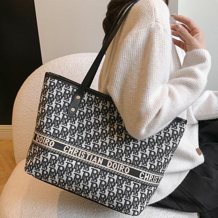 Stylish Printed Tote Bag 0823112802