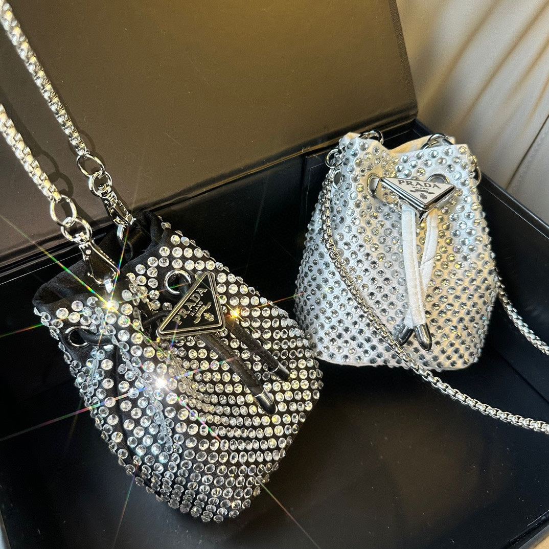 Full Diamond Ultra Mini Versatile Bucket Bag CWT10032404