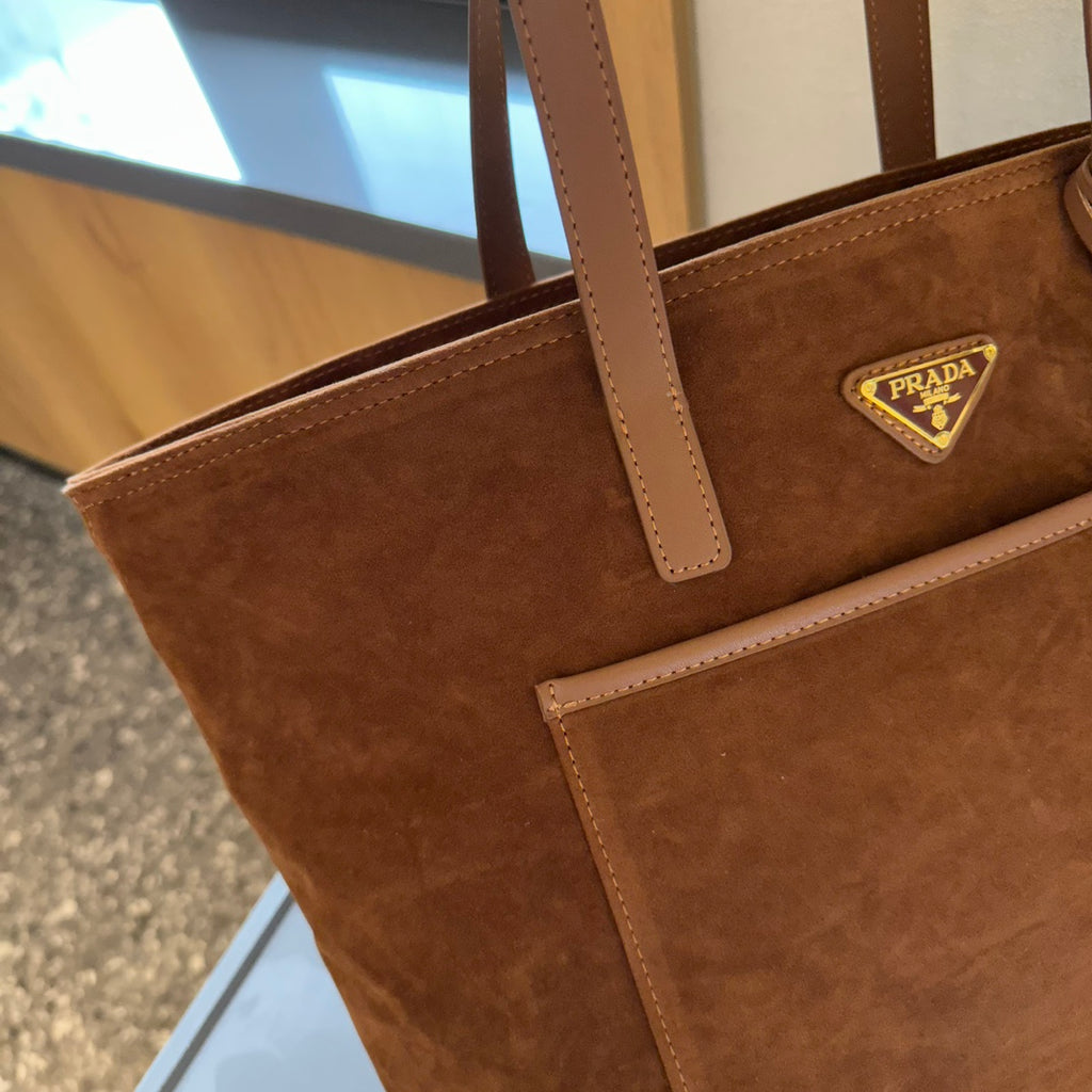 PR Classic Tote Bag XC24100803