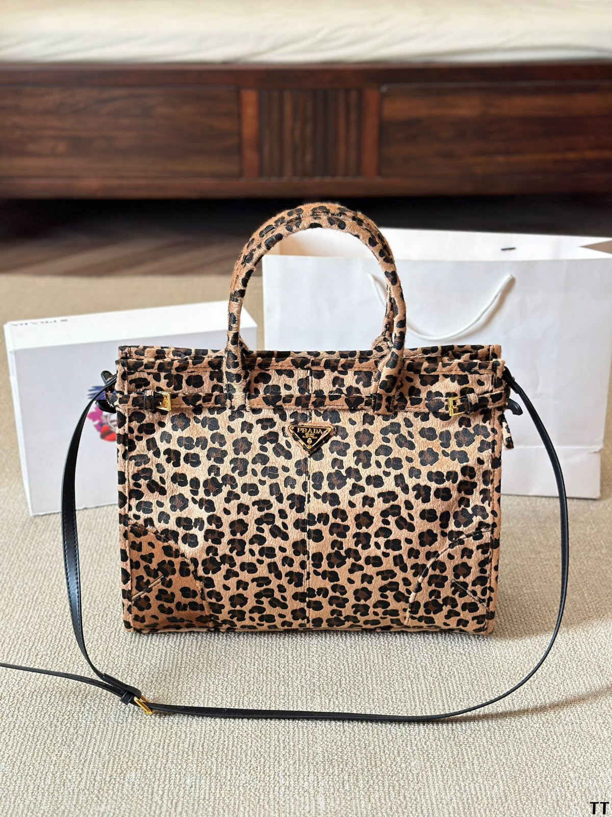 P New leopard print horse hair handbag 0724110404