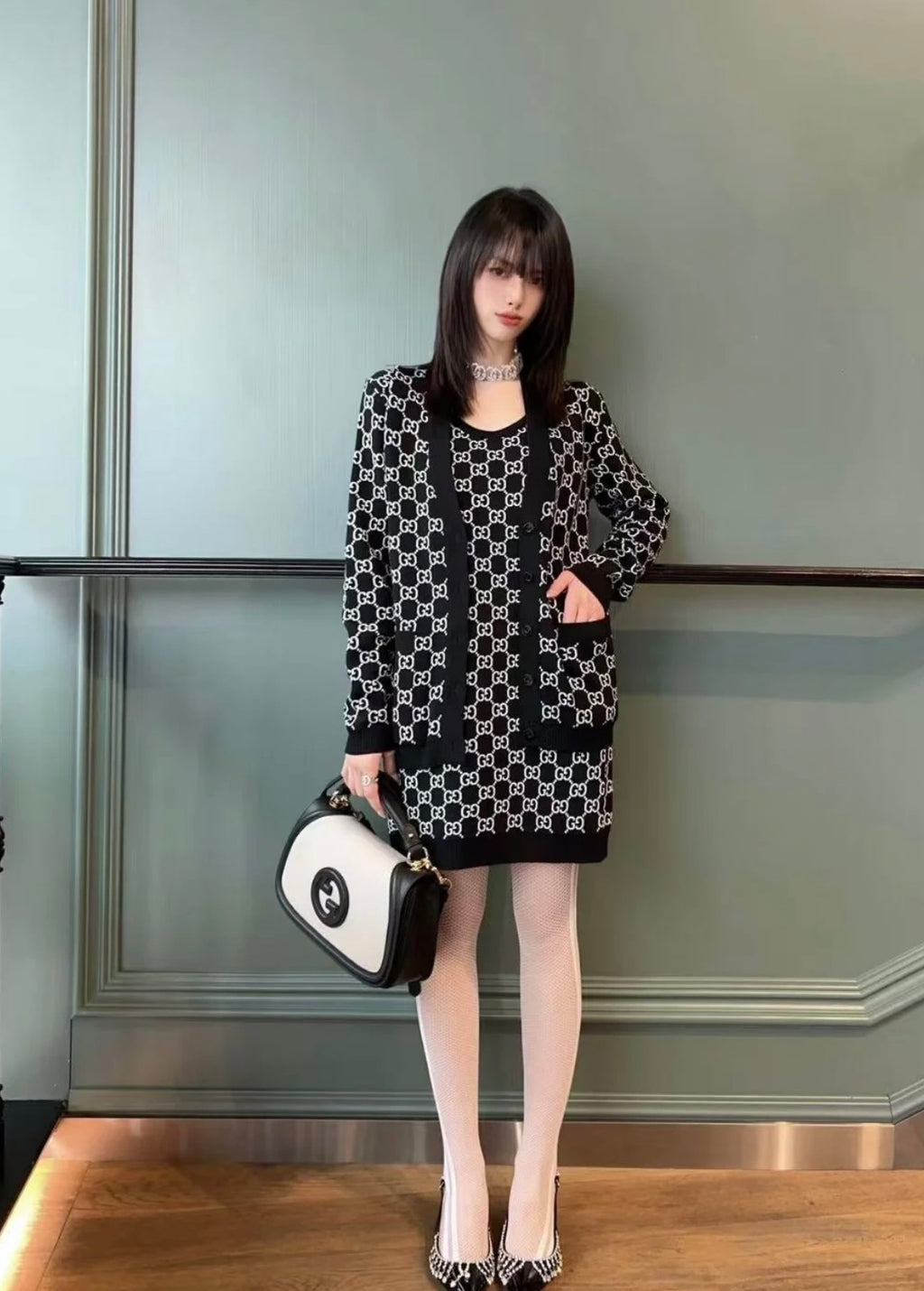 Fashion Cardigan Sweater 0725012301