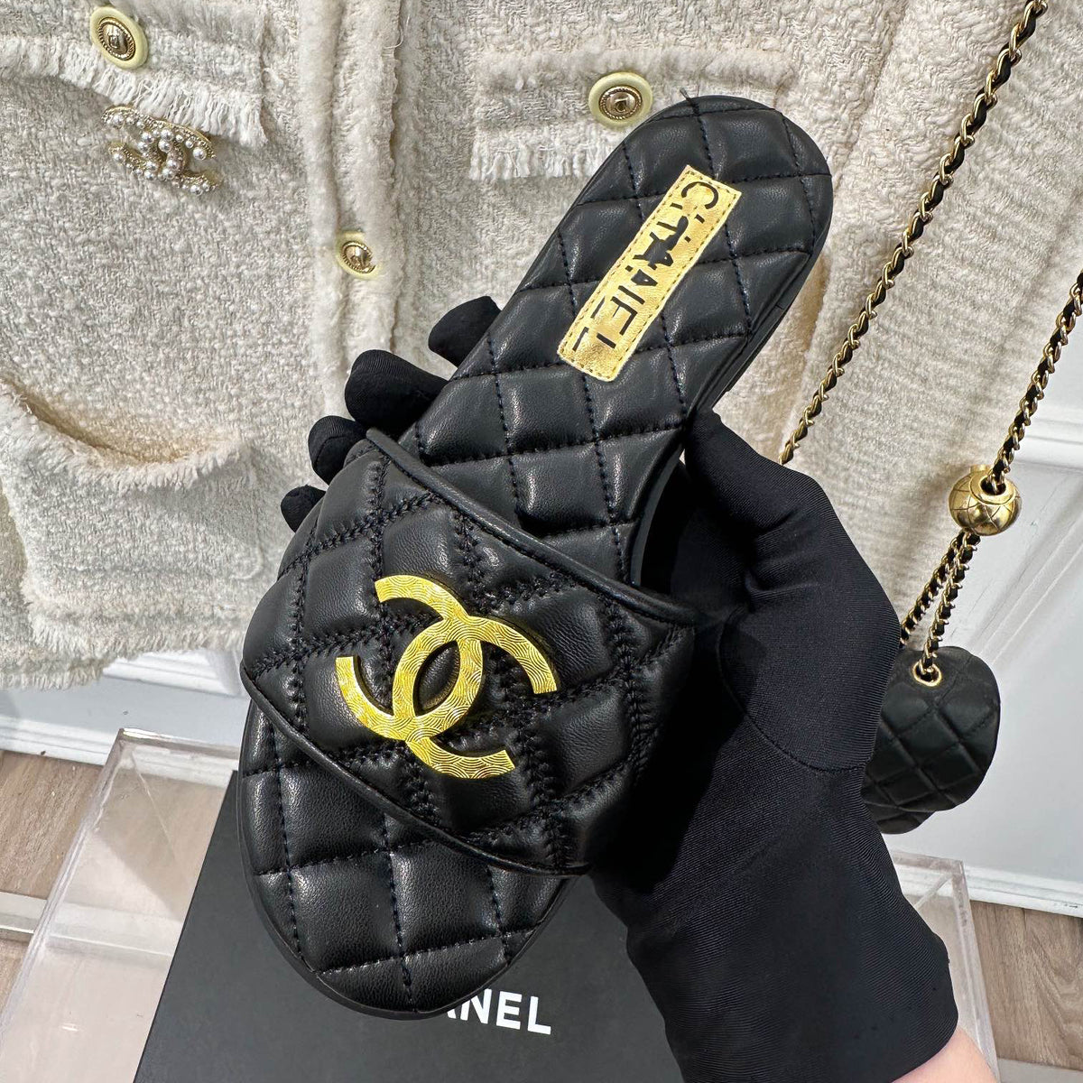 CN flat gold label slippers XC0723083005