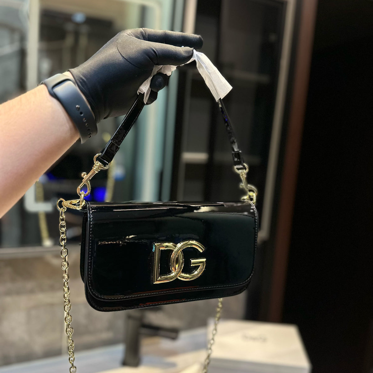 DG patent leather chain bag 0724050909