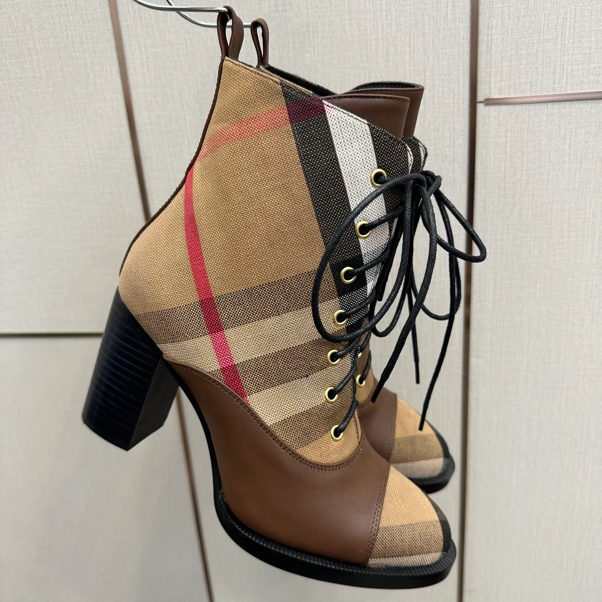 Latest Vintage Fashion Boots 1025101406