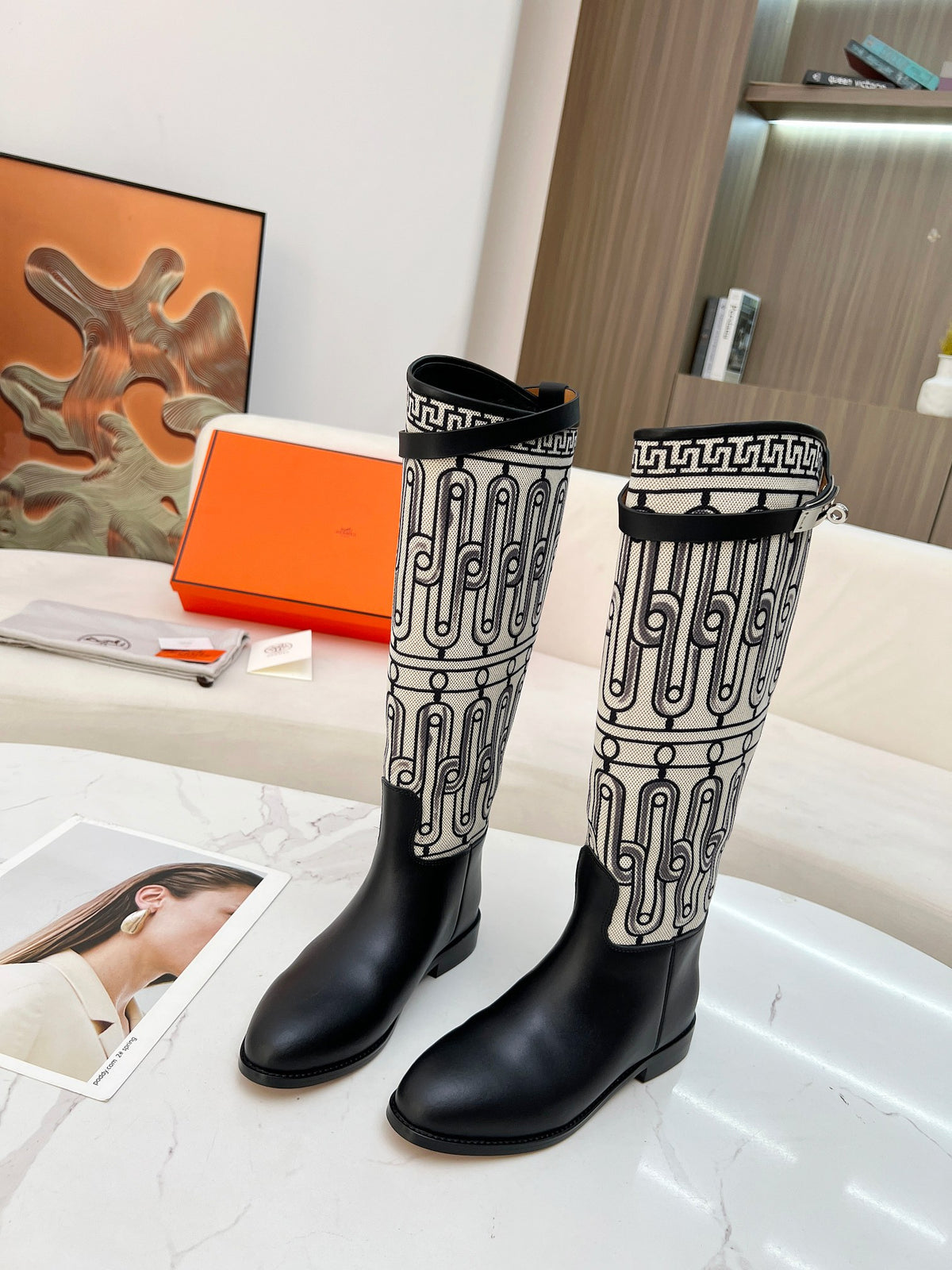 H Kelly Buckle Knight Boots 0724110418
