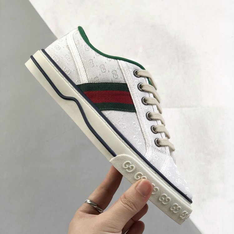White Couple Canvas Print Retro Casual Sneakers XC070529901