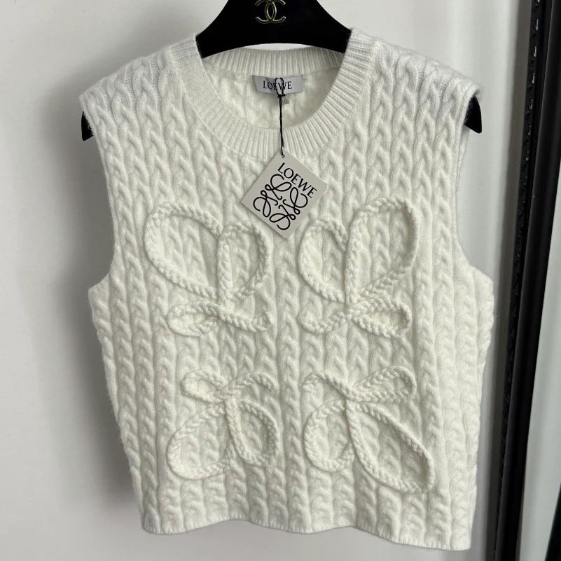New Embroidered Cable-Knit Vest 1025102105