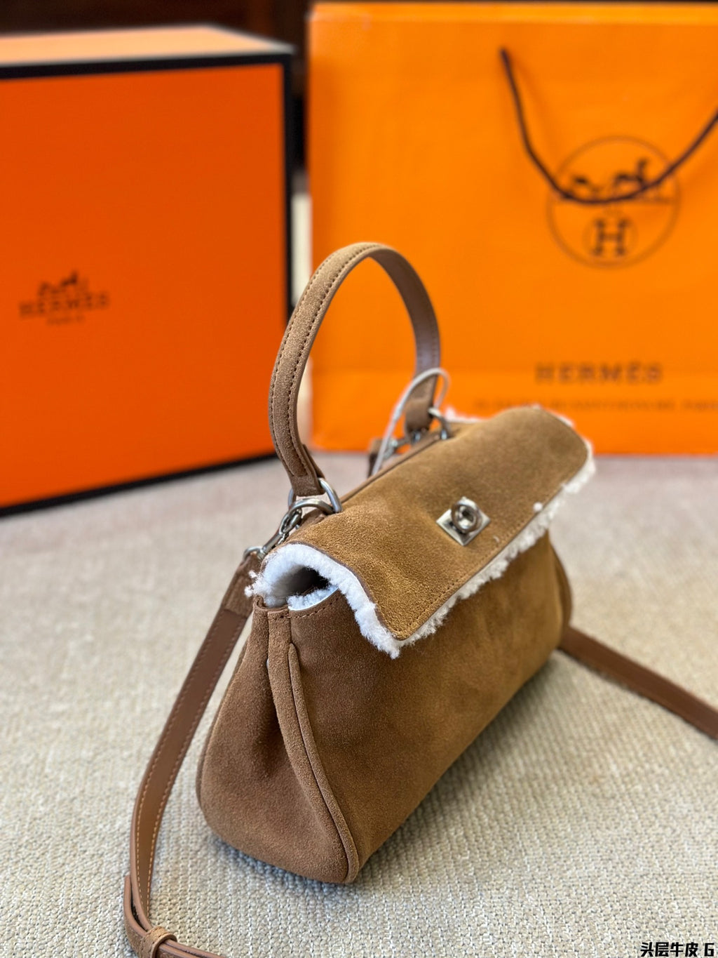 H Fashion Kelly Désordre Crossbody Bag 0724112101