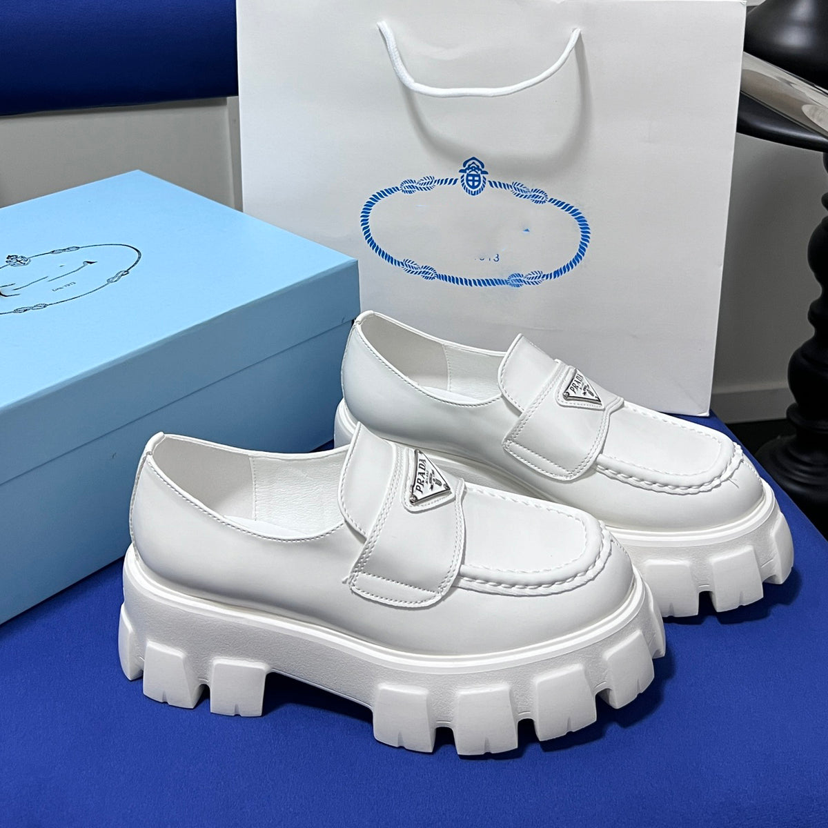 PRA women's fashion leather shoes XC0723102401