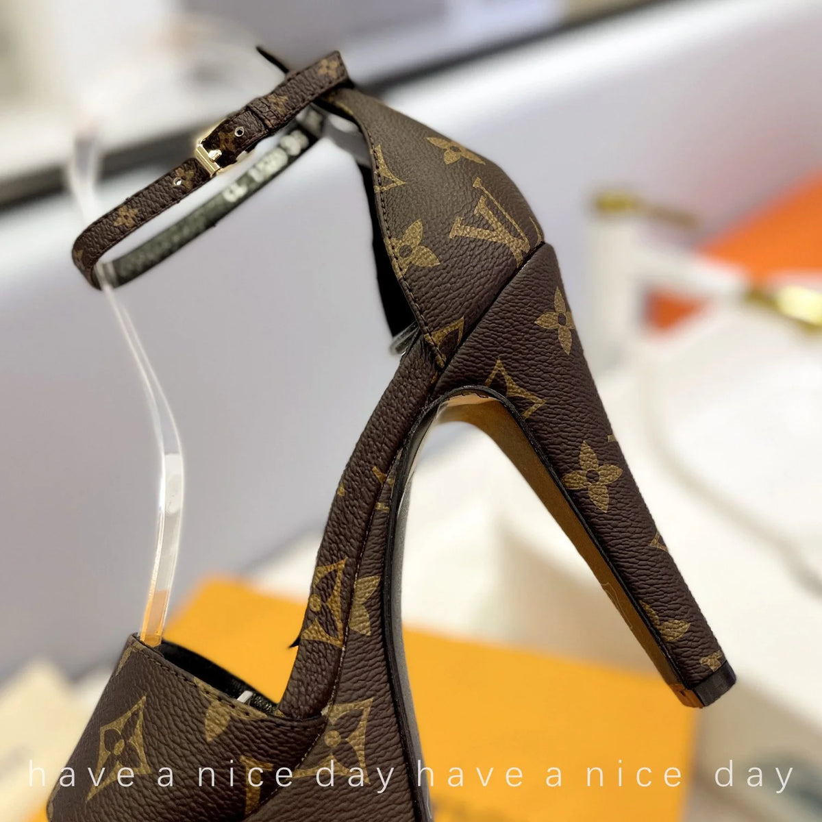 Classic Monogram versatile and elegant high heels 1824021902