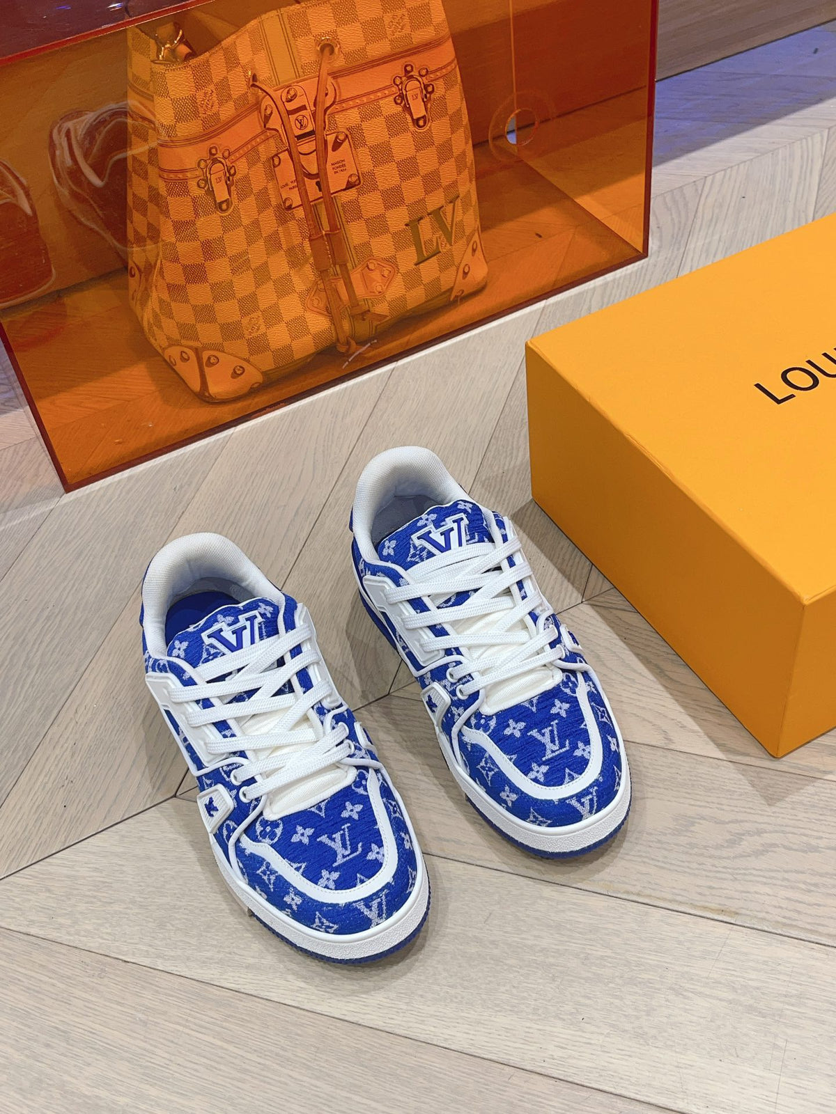 L couple limited series casual denim print sneakers 0725012402