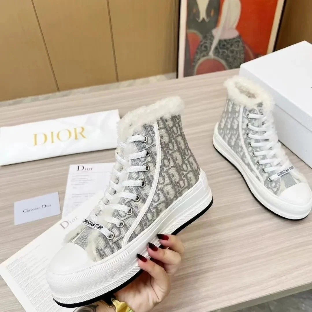 New casual embroidered letter wool shoes 1024103024