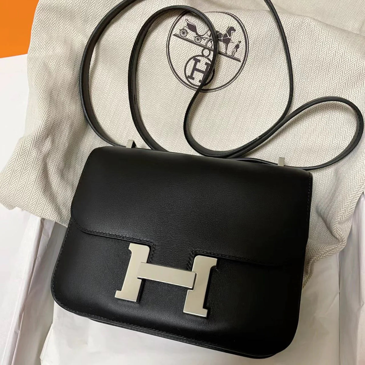 H Ladies Fashion SiLer Buckle Bag 0724021903