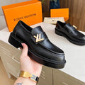 New fashionable and versatile loafers 1024011703