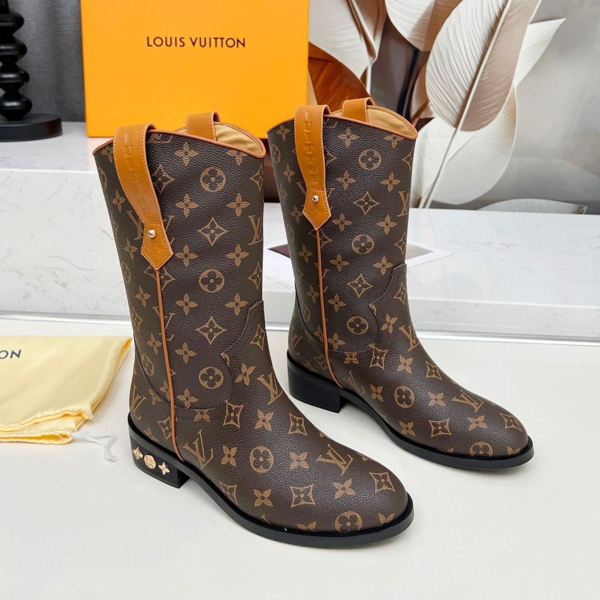 L new fashionable printed long boots 0725092201