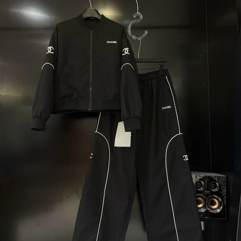 New Fashion Women Embroidered Casual Tracksuit  DM1326091421