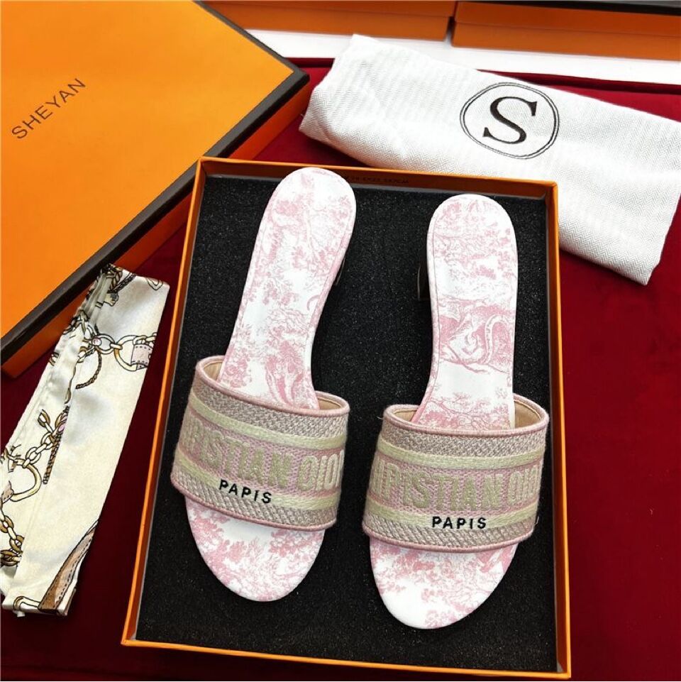 D versatile and fashionable one-line sandals PF01060646