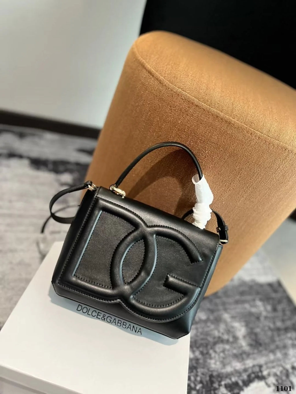 New Fashion Portable Crossbody Bag Simple Style Small Square Bag 1024071523