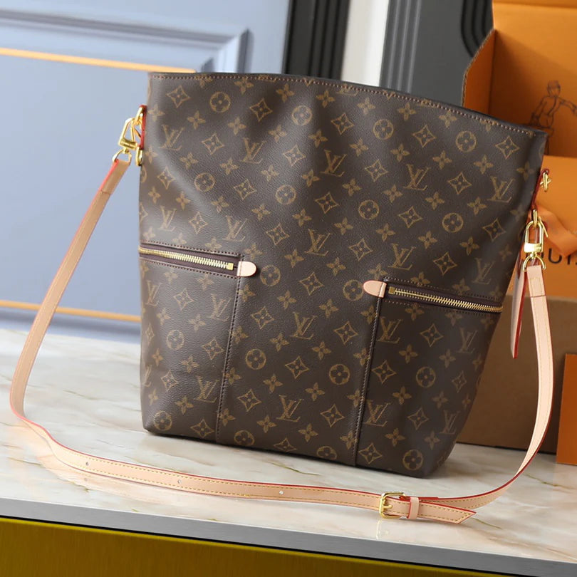 The all-new Melie handbag 1025092202