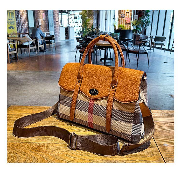 New Fashion Large Capacity Plaid Tote Bag 1024042914