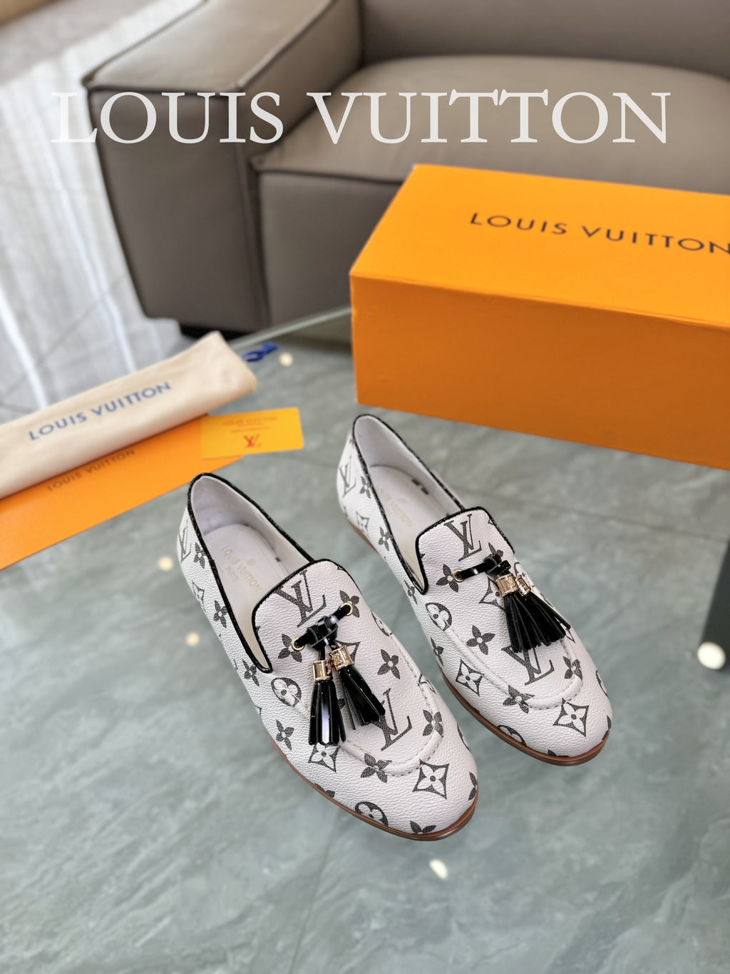 Unisex tassel printed loafers for men and women 0724052101