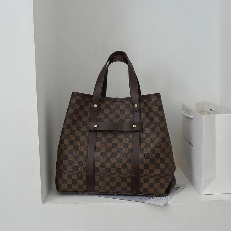 Women Classic Checkerboard Large-Capacity One-Shoulder Bag 1023112806