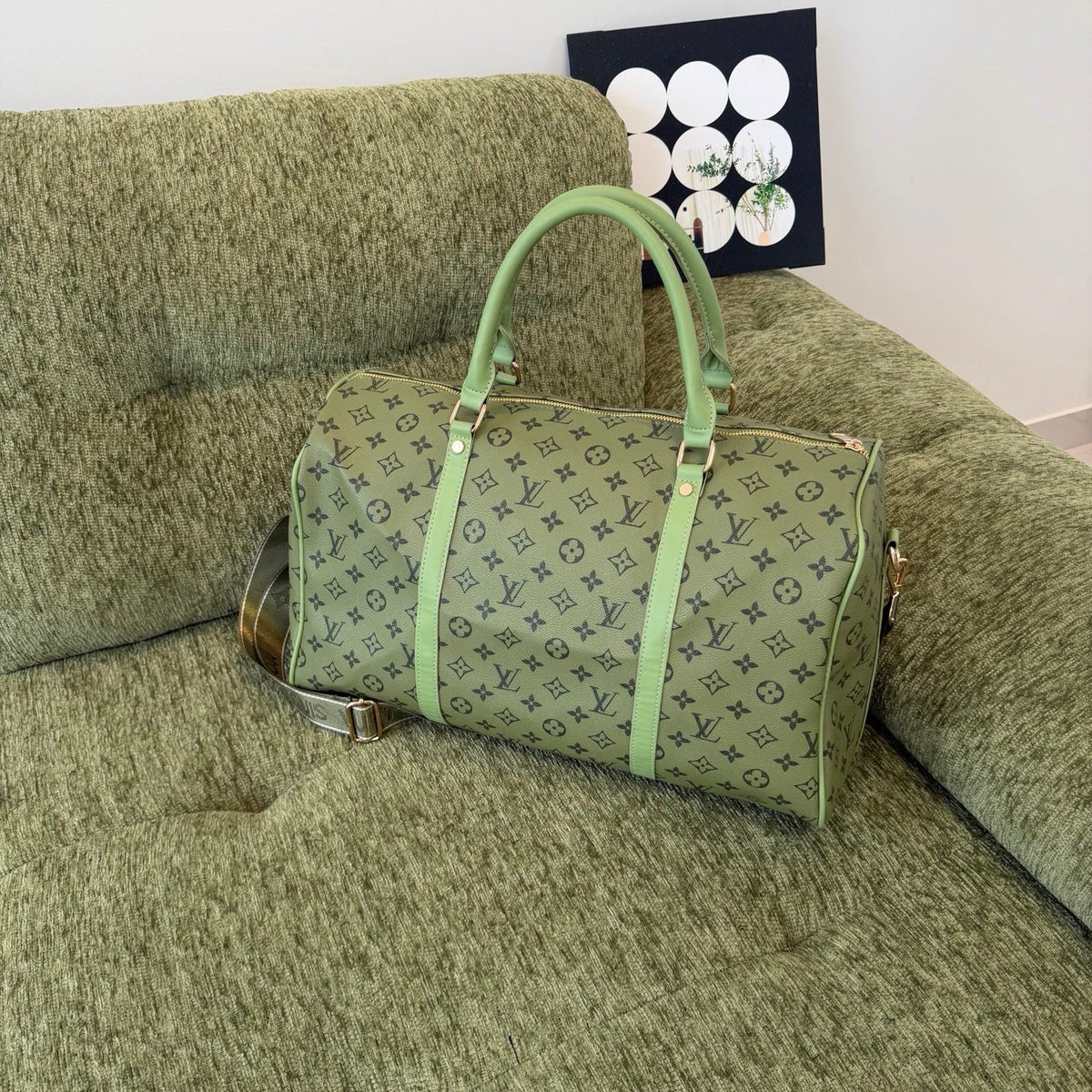 Stylish and Versatile Travel Bag SCB1026070709