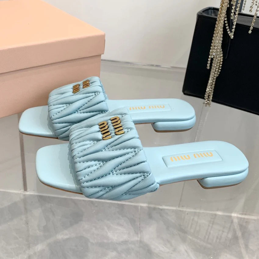 New flat bottom lambskin sandals and slippers 1024062607