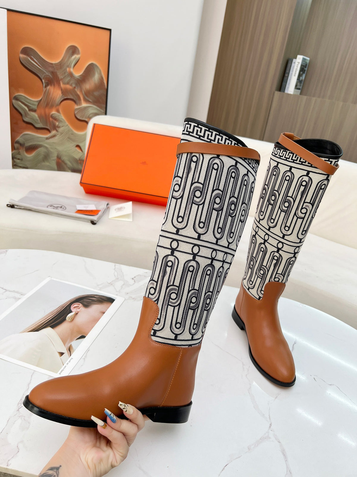 H Kelly Buckle Knight Boots 0724110418