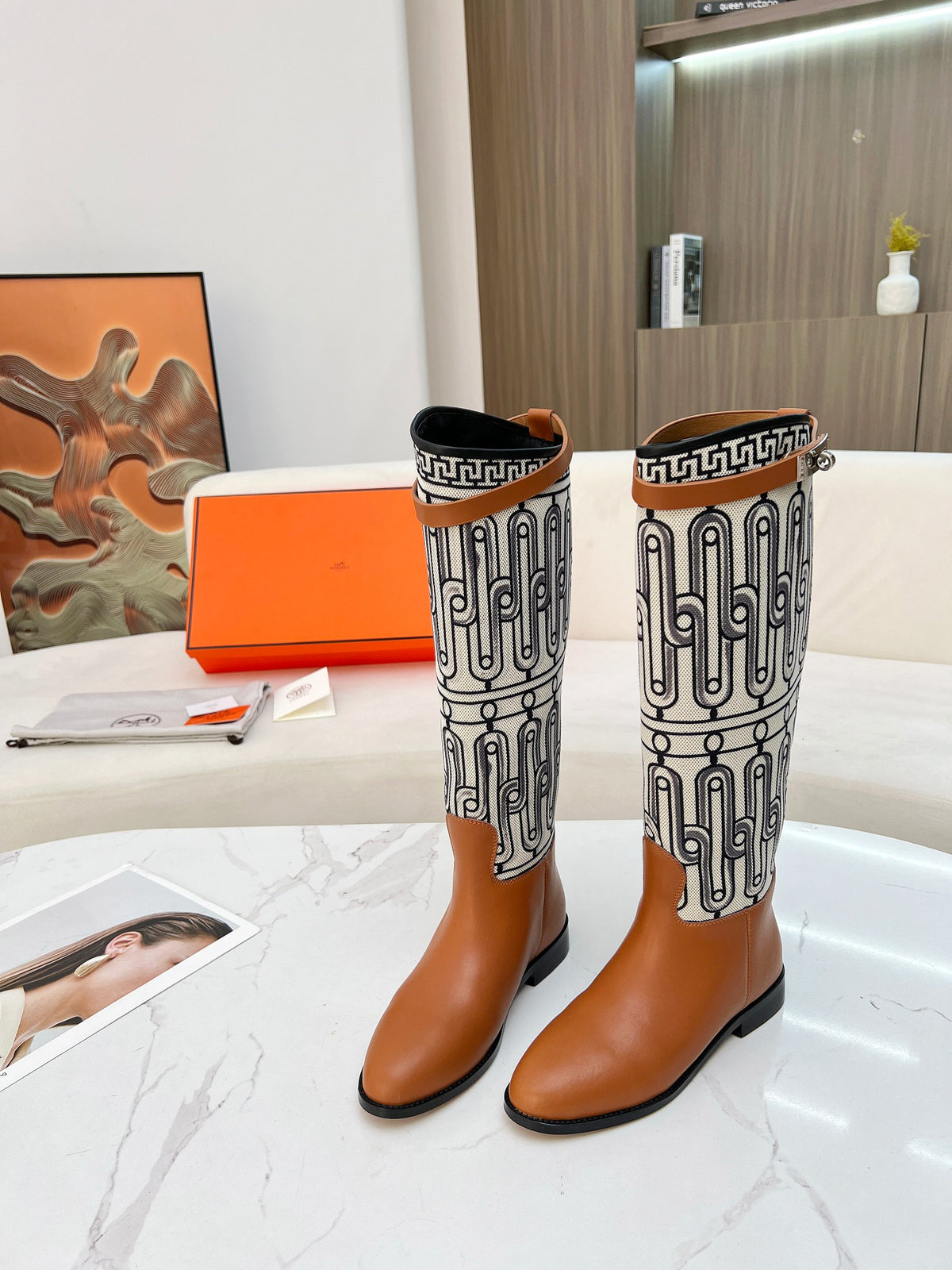 H Kelly Buckle Knight Boots 0724110418